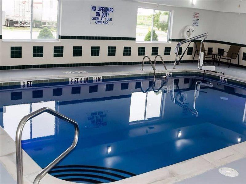 Comfort Inn & Suites Moberly Buitenkant foto