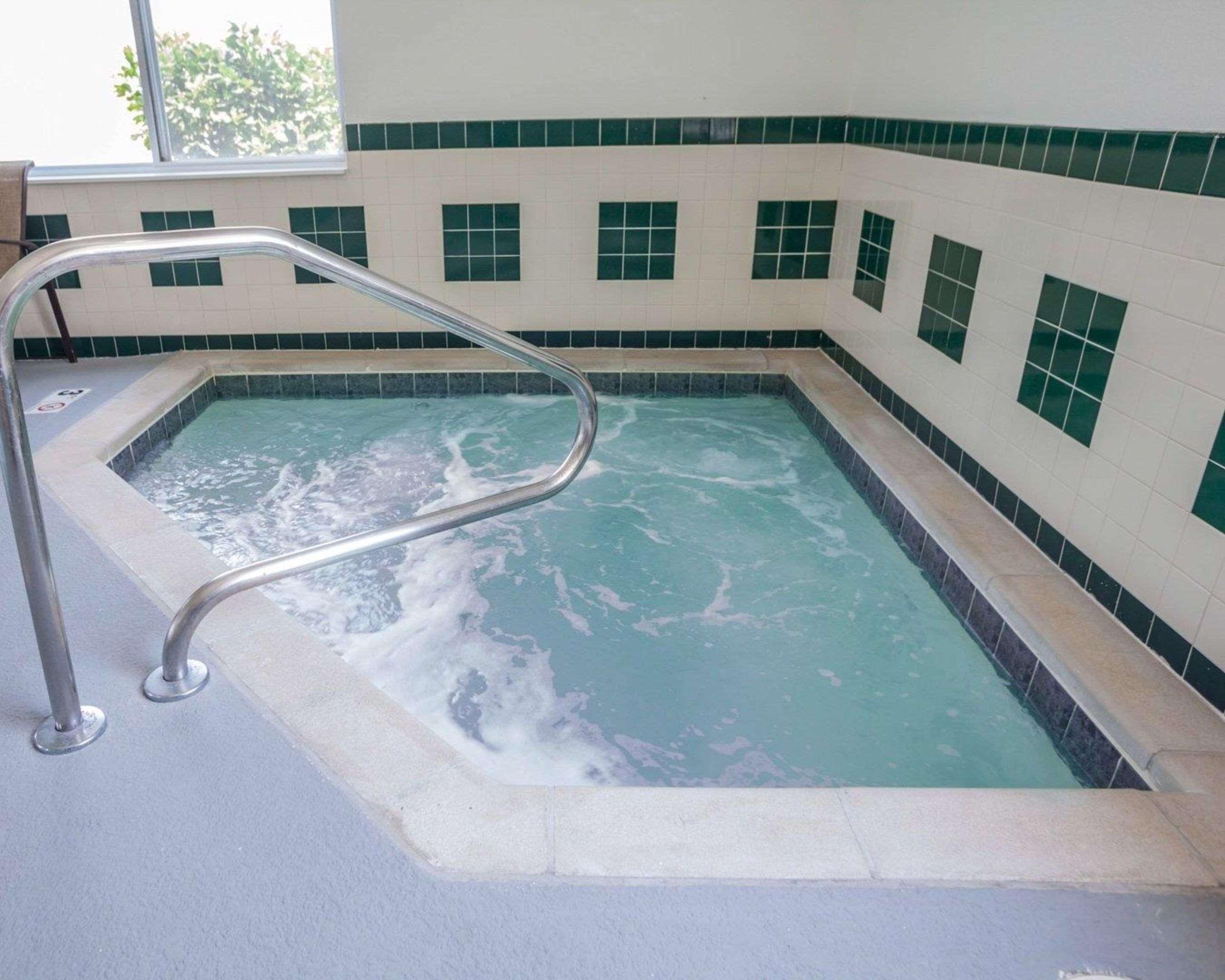 Comfort Inn & Suites Moberly Buitenkant foto